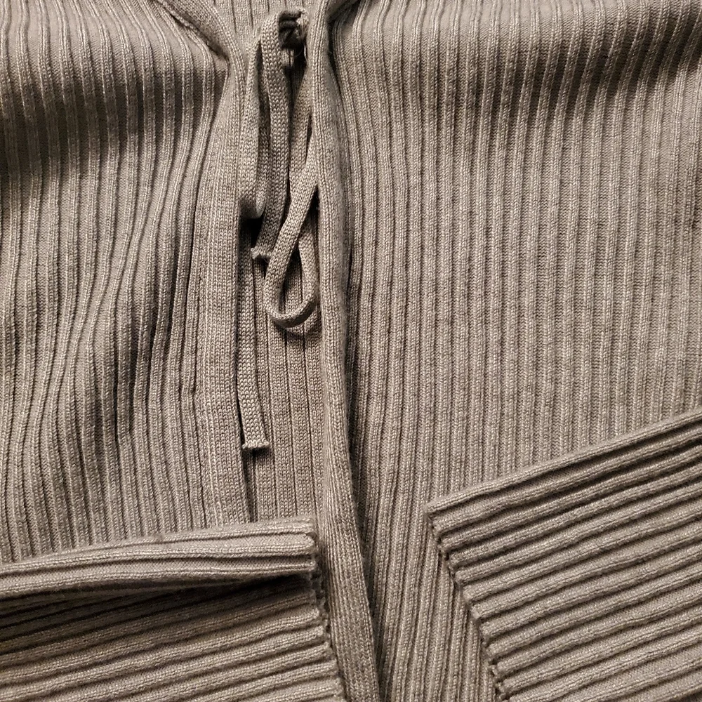 Dreamers buy the Debut cardigan in Gray size large new never worn - Picture 2 of 4